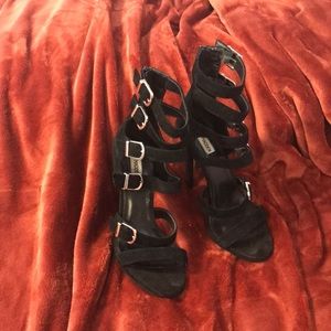 Black Suede Steve Madden ‘Rose’ Heels